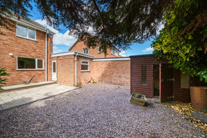 REAR GARDEN- click for photo gallery